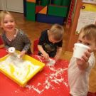 rybki_zabawa_sensoryczna_snieg3